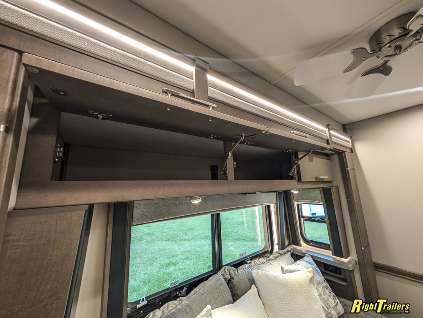 New 2026 Renegade RV Classic 45CME Motorhome With 1.5 Bathrooms