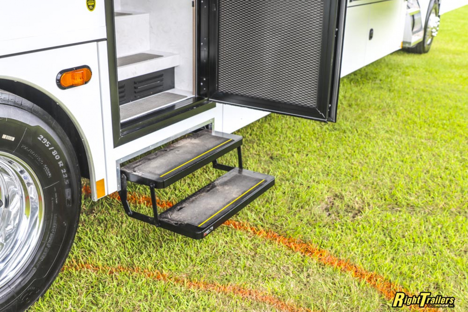 New 2026 Renegade RV Classic 45CME Motorhome With 1.5 Bathrooms