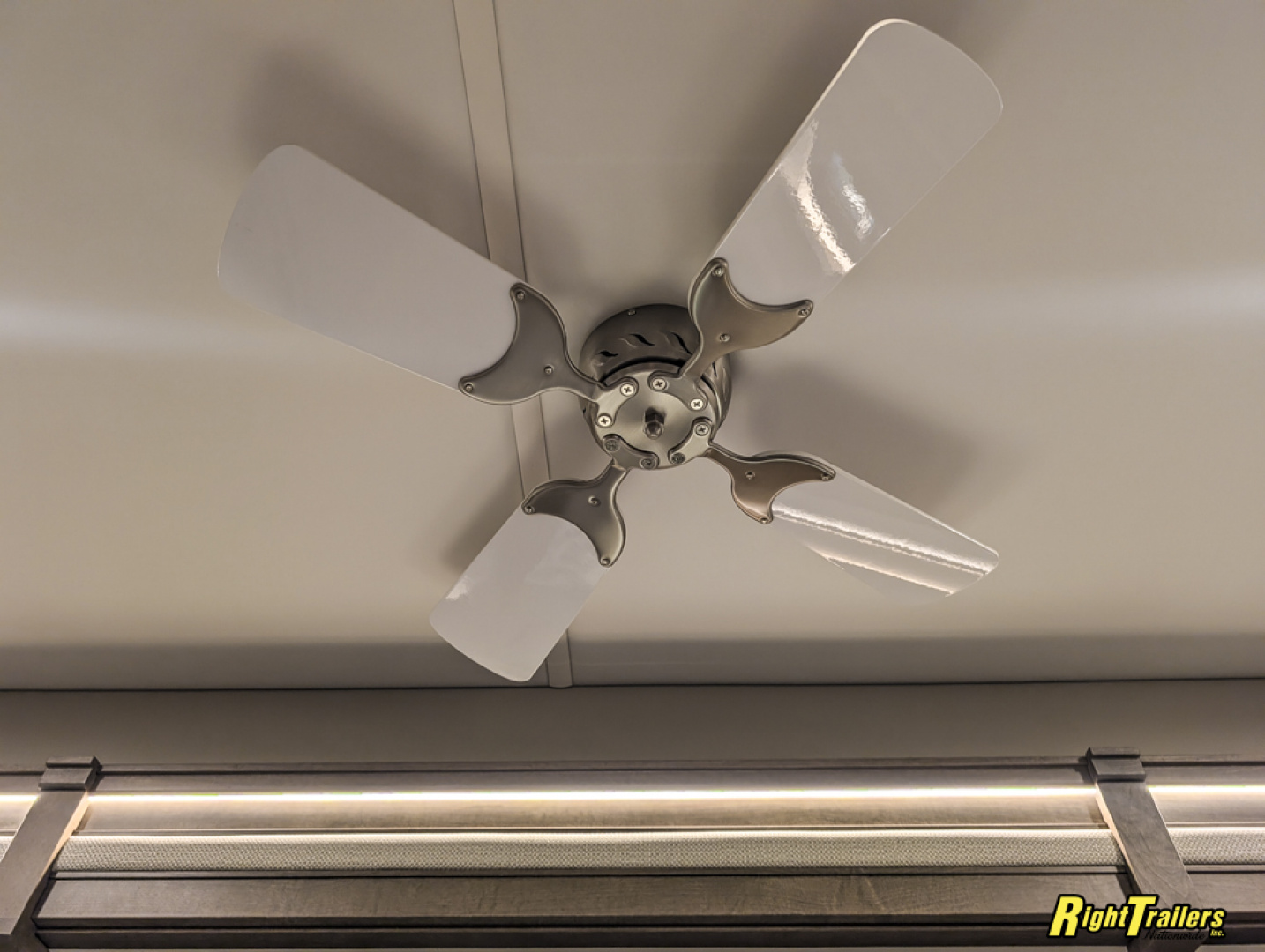 New 2026 Renegade RV Classic 45CME Motorhome With 1.5 Bathrooms