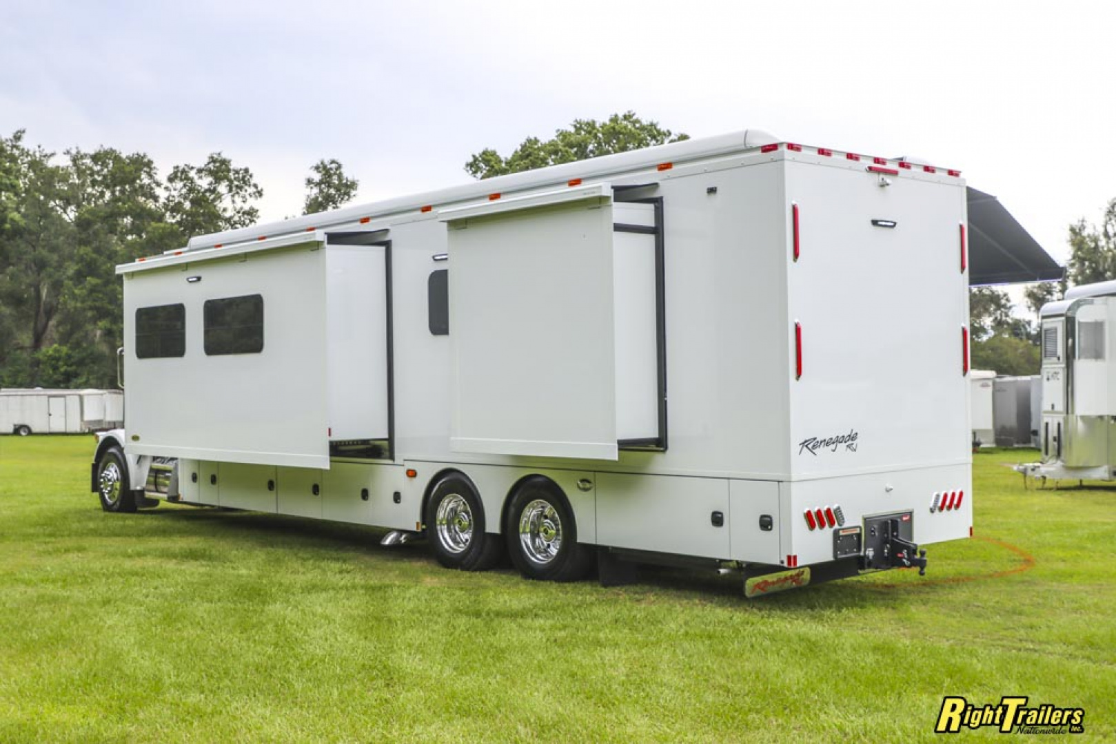 New 2026 Renegade RV Classic 45CME Motorhome With 1.5 Bathrooms