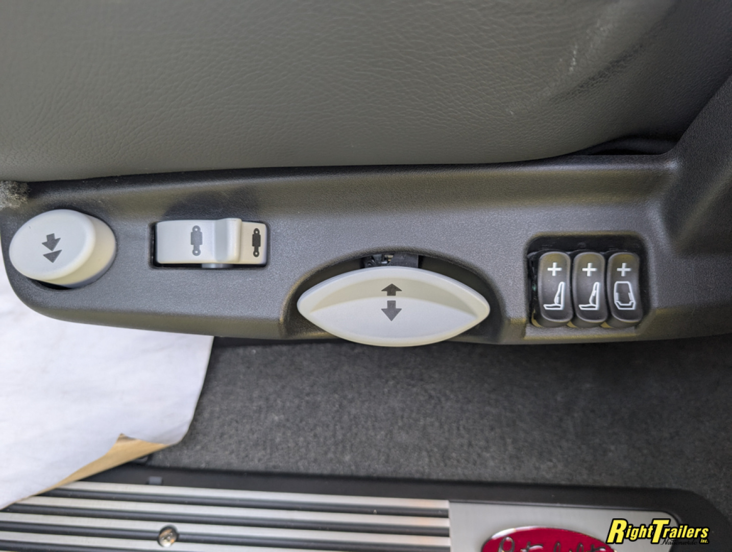 New 2026 Renegade RV Classic 45CME Motorhome With 1.5 Bathrooms