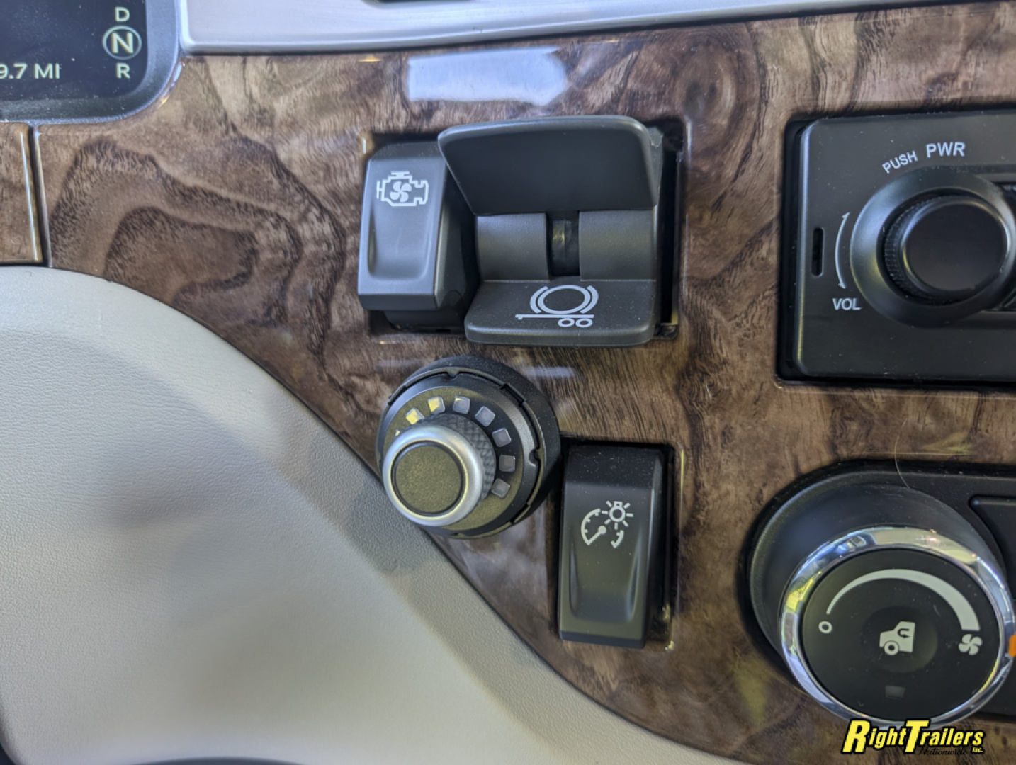 New 2026 Renegade RV Classic 45CME Motorhome With 1.5 Bathrooms