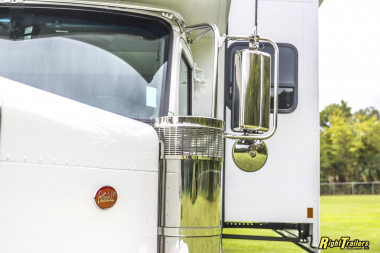 New 2026 Renegade RV Classic 45CME Motorhome With 1.5 Bathrooms