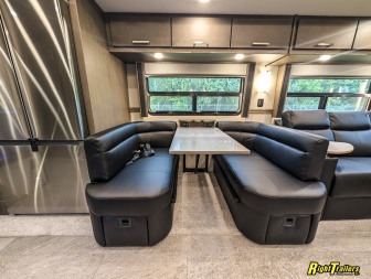 New 2026 Renegade RV Classic 45CME Motorhome With 1.5 Bathrooms