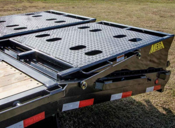 New 2024 Big Tex Trailers 8.5X25+5 15.9K Deckover Trailer
