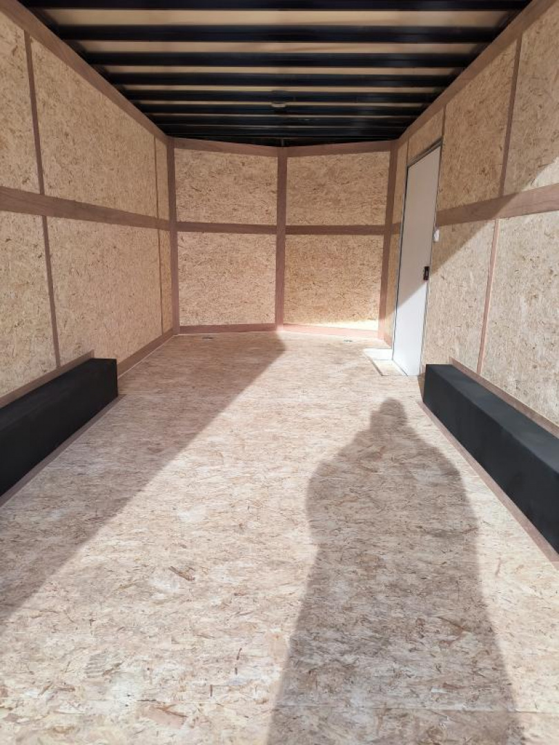 New 2025 Cross Trailers 8.5X18 10K BARN DOOR Cargo / Enclosed Trailer