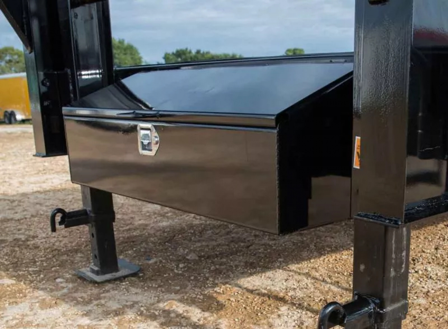 New 2026 Big Tex Trailers 8.5X35+5  17.5K GN Deckover Trailer