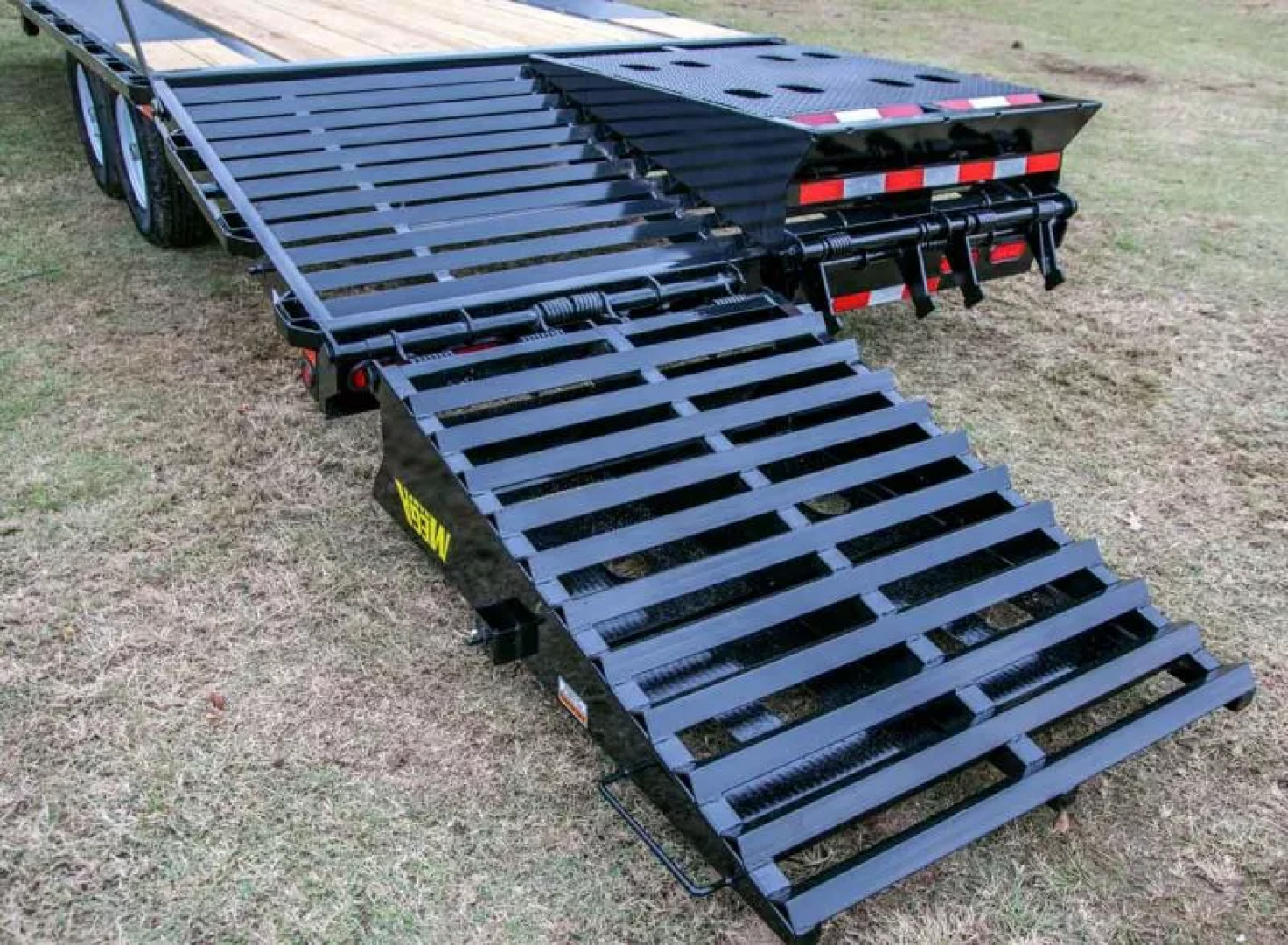 New 2026 Big Tex Trailers 8.5X20+5 23.9K Deckover Trailer