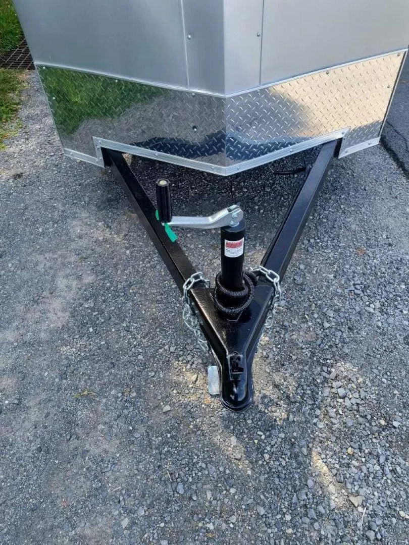 New 2026 Look Trailers 5X8 3K BARN DOOR Cargo / Enclosed Trailer