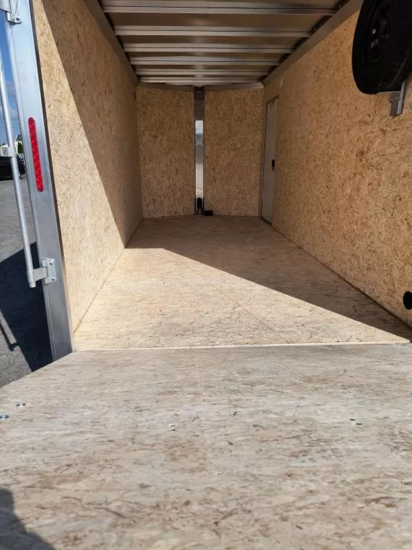 2026 E-Z Hauler photo 9