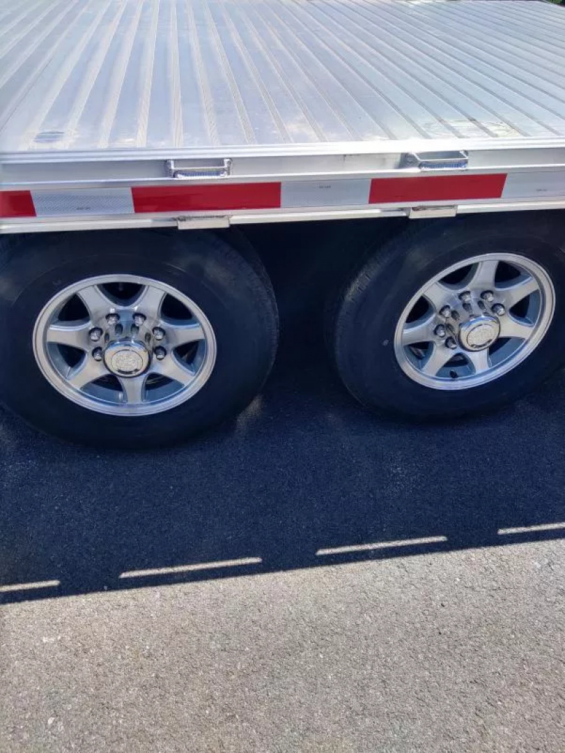 New 2025 EBY 8.5X25 15.9K Deckover Trailer