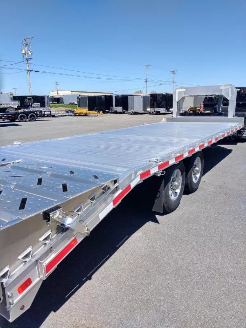 New 2025 EBY 8.5X25 15.9K Deckover Trailer
