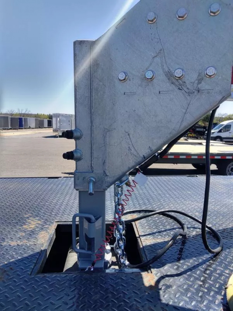 New 2025 EBY 8.5X25 15.9K Deckover Trailer