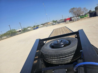 New 2026 Load Trail 24K 40' Gooseneck w/ 8' Slides