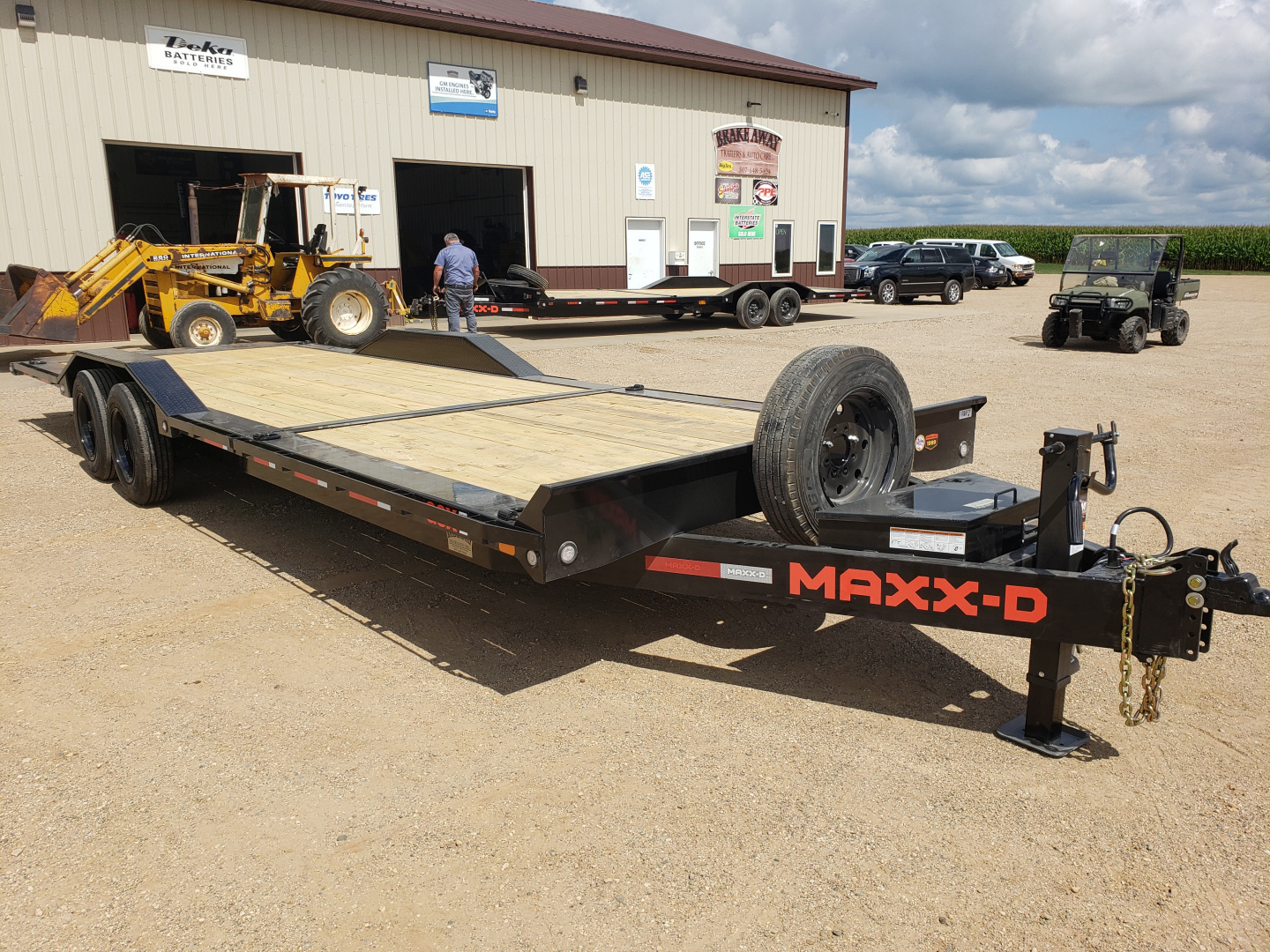 New 2026 MAXX-D 8GX10222 Tilt Trailer