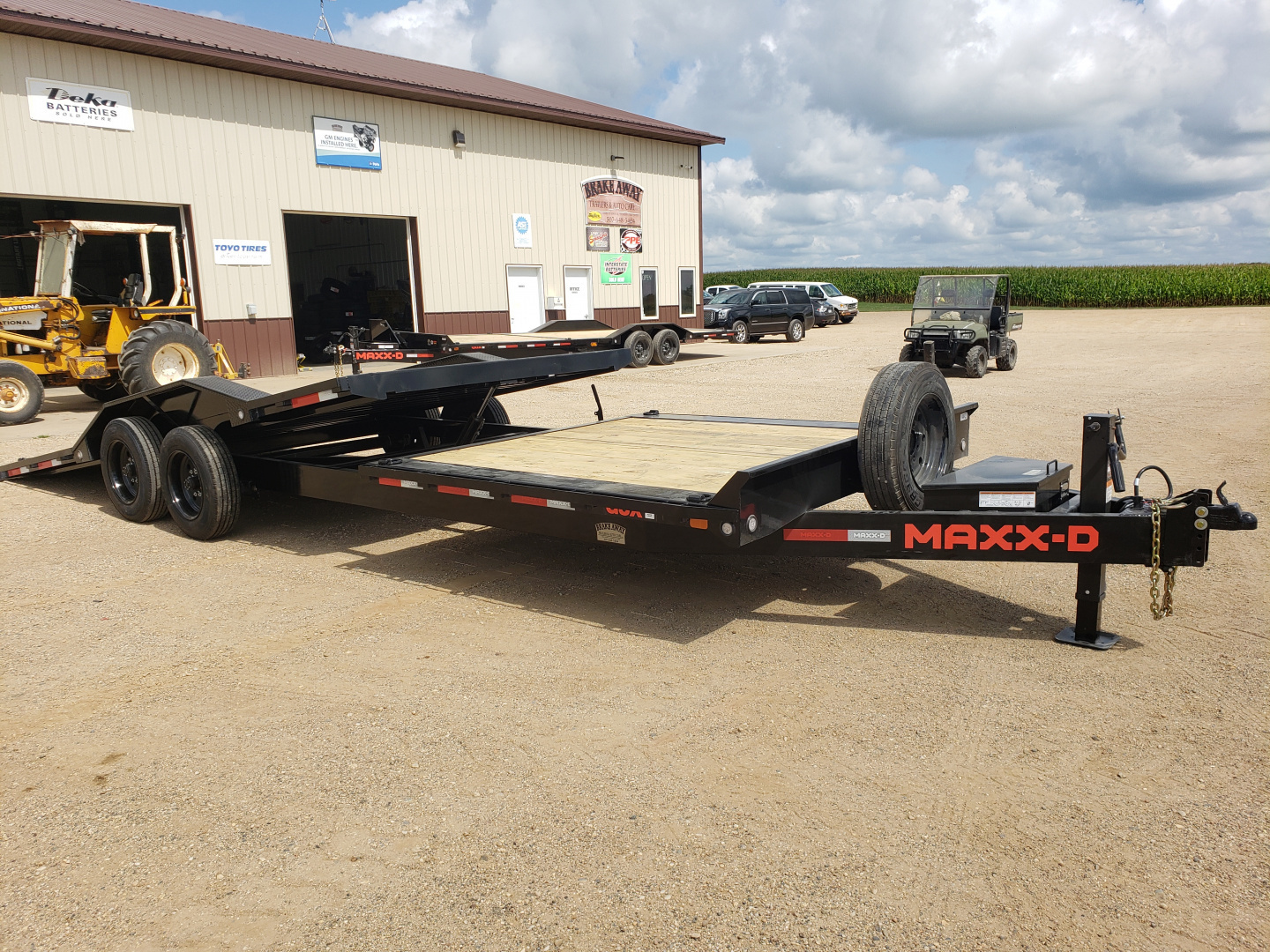 New 2026 MAXX-D 8GX10222 Tilt Trailer