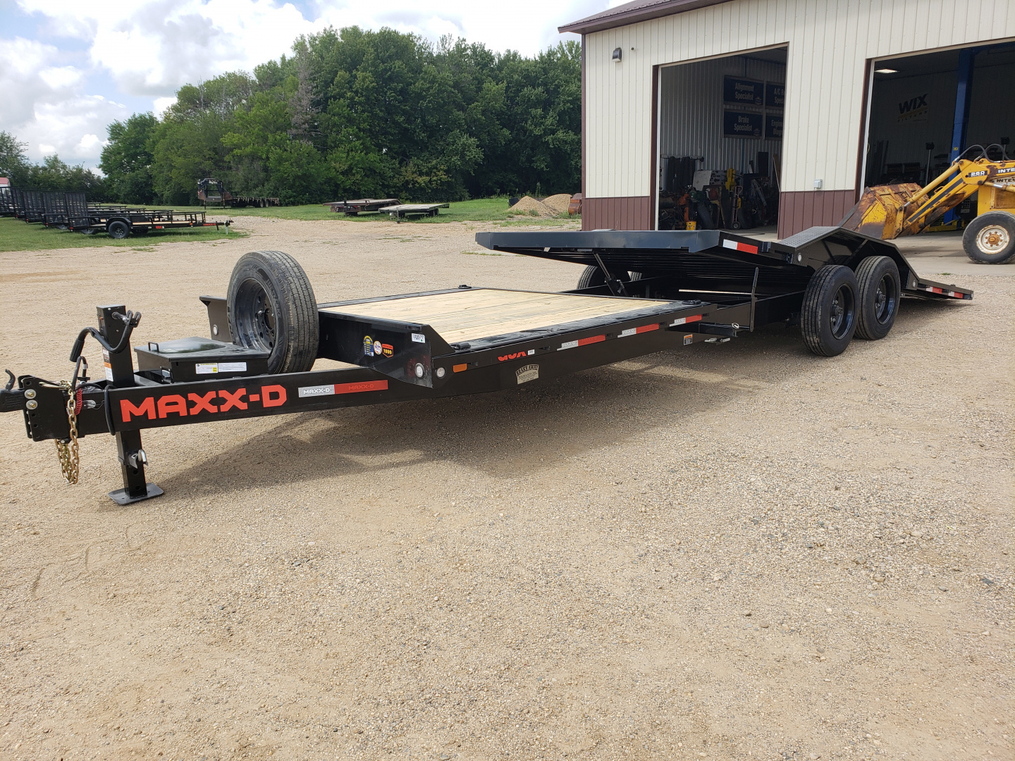 New 2026 MAXX-D 8GX10222 Tilt Trailer