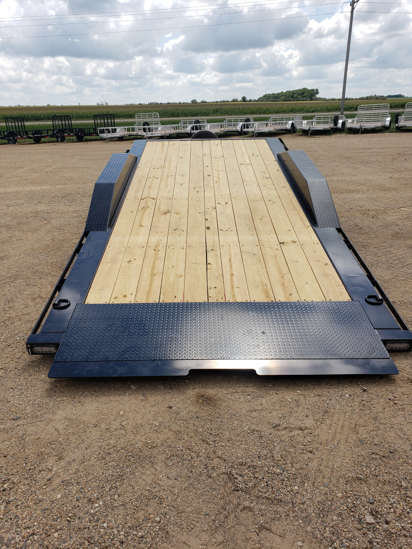 New 2026 MAXX-D 8GX10222 Tilt Trailer