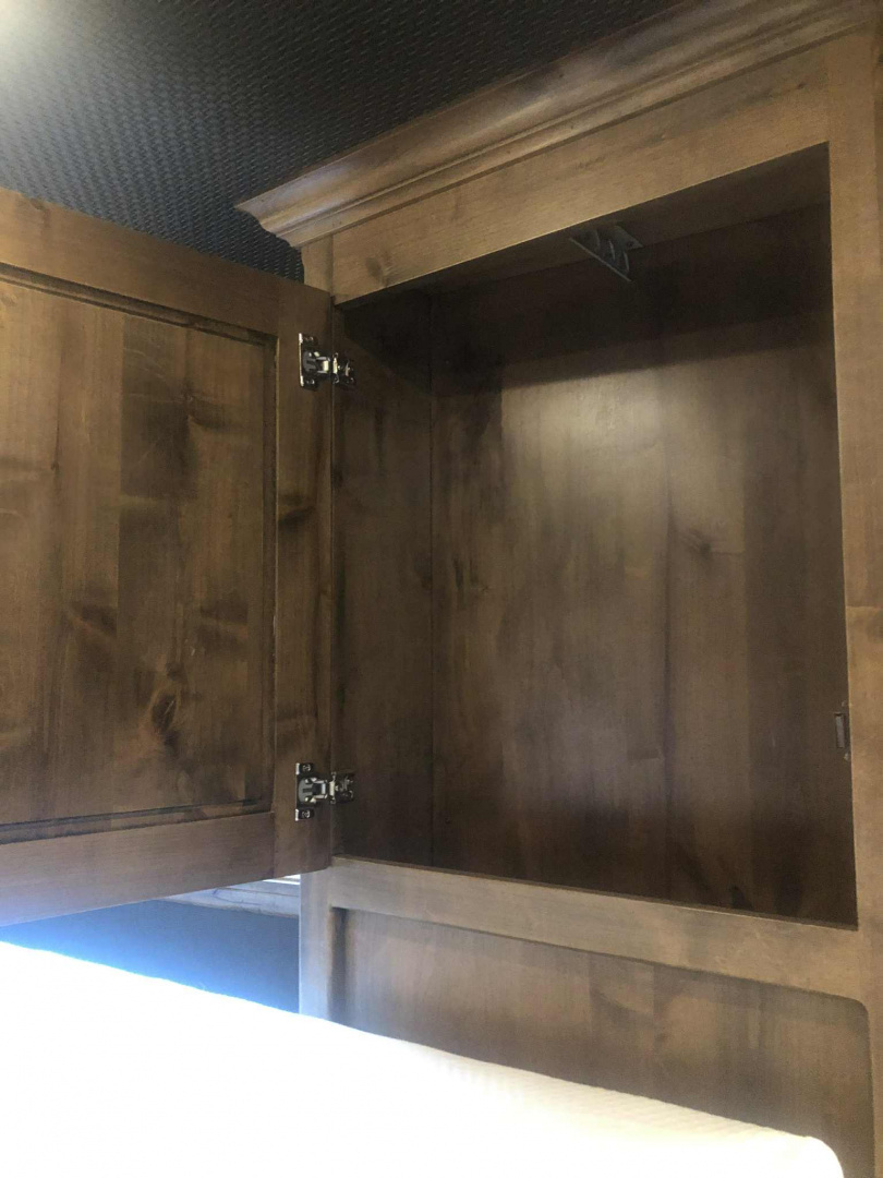 Used 2020 Elite Trailers 8413 Sideload Horse Trailer