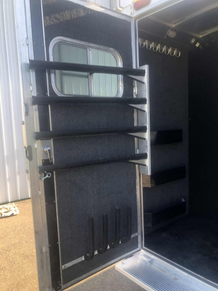 Used 2020 Elite Trailers 8413 Sideload Horse Trailer