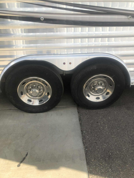 Used 2020 Elite Trailers 8413 Sideload Horse Trailer