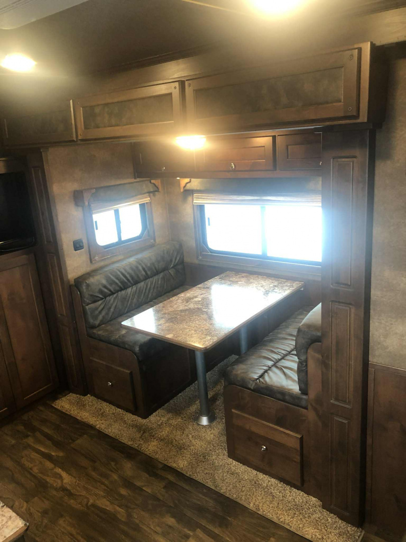 Used 2020 Merhow Stock Combo Living Quarter