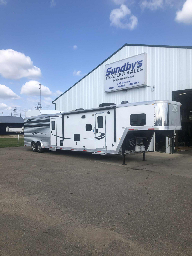 Used 2020 Merhow Stock Combo Living Quarter