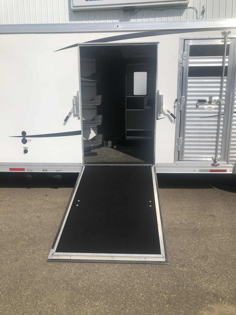 Used 2020 Merhow Stock Combo Living Quarter