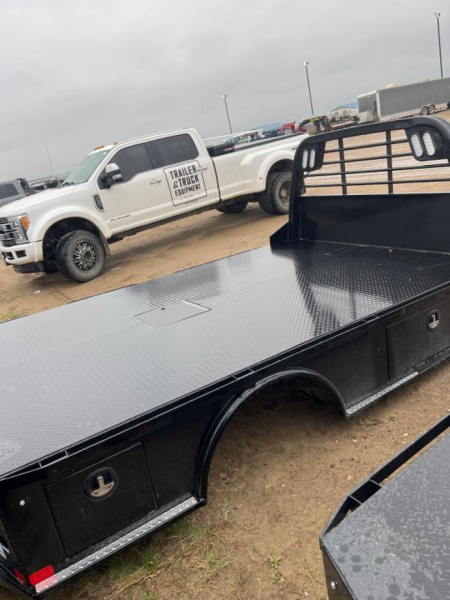 New 2024 CM Truck Beds SKIRTED 84 CA FITS 11'4   CAB CHASSIS Flat Decks