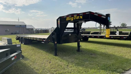 New 2025 Big Tex Trailers 25+5' dove  22GN Trailer