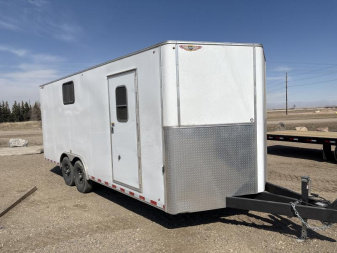 New 2025  20’ Doghouse insulated and ready