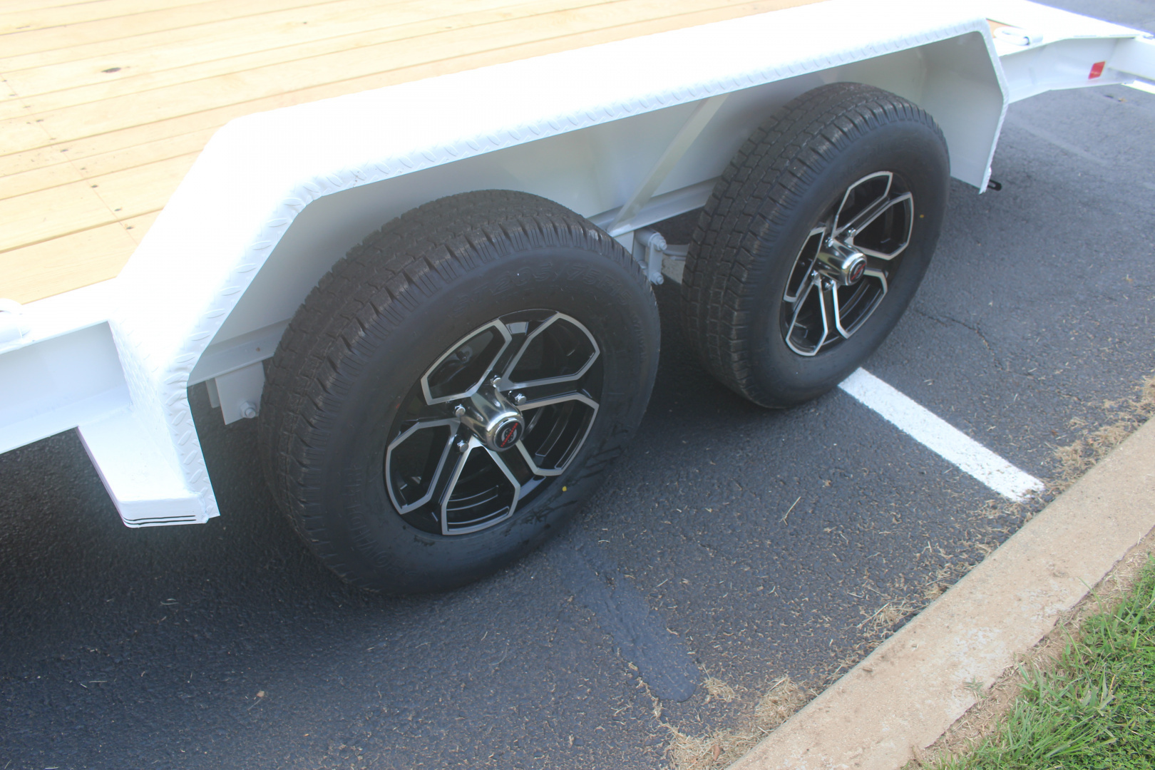 New 2026 Davidson Trailers 83X18 I-Beam Car Hauler Car Hauler w/aluminum wheels/tires