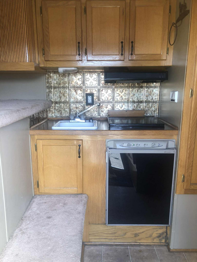 Used 2000 Barrett 3H Stock Combo Living Quarter