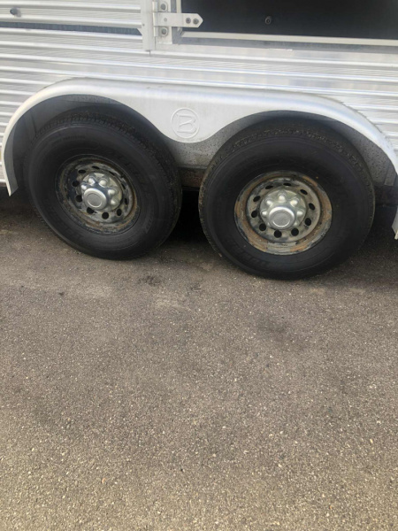 Used 2000 Barrett 3H Stock Combo Living Quarter