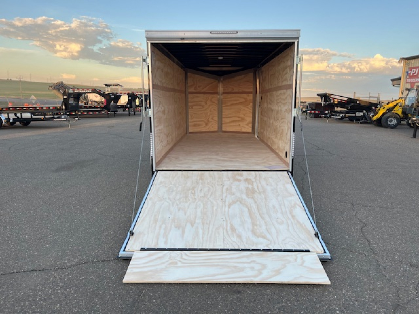 New 2026 United Trailers UJS 7'x16' Cargo / Enclosed Trailer