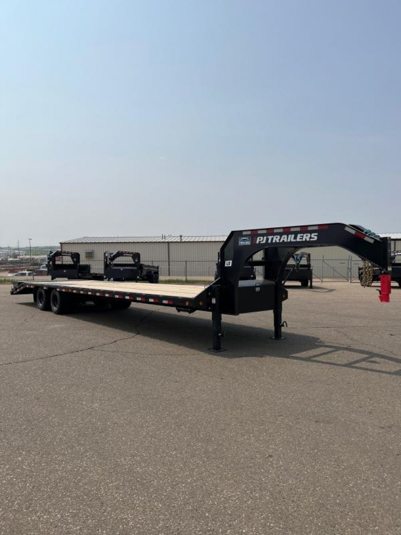 New 2026 PJ Trailers 36' Flatbed with HYDRAULIC DISC BRAKES