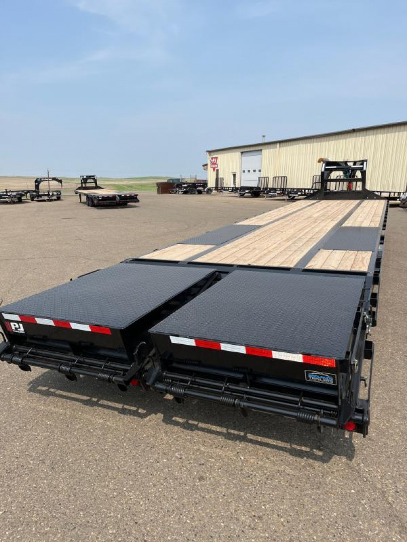 New 2027 PJ Trailers 102" x 36' LD Flatbed Trailer
