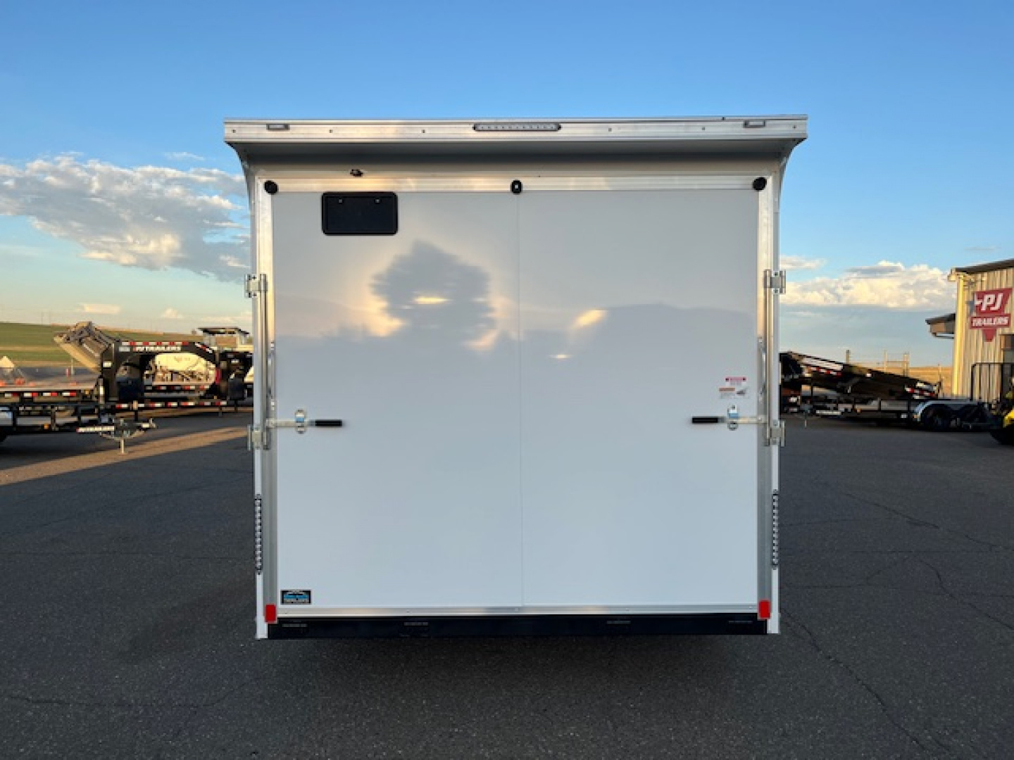 New 2026 United Trailers UJ 8.5'x16' Cargo / Enclosed Trailer