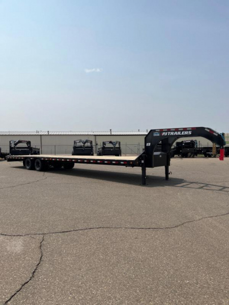 New 2026 PJ Trailers 102  x 40' LD Flatbed Trailer