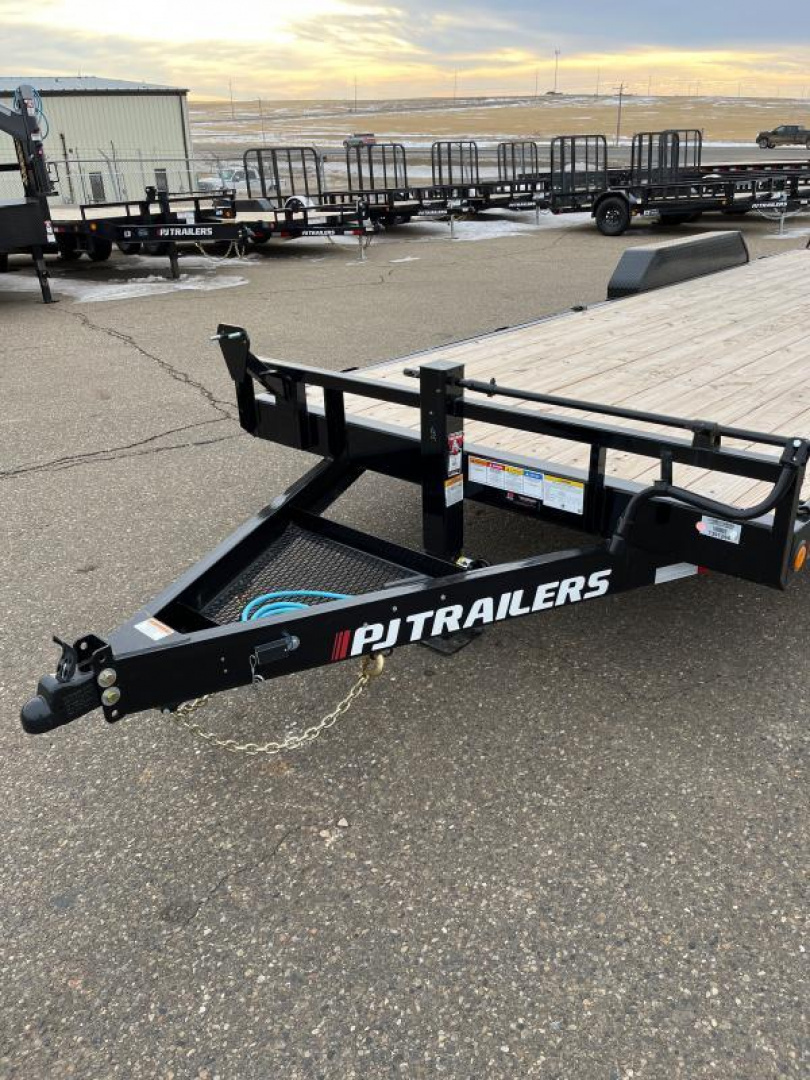 New 2026 PJ Trailers 83" x 22' CC Equipment Trailer