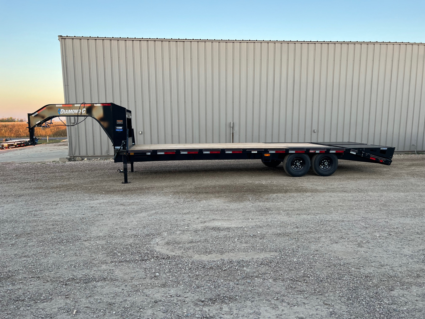 New 2026 Diamond C Trailers 25' FMAX207 Gooseneck Flatbed Trailer