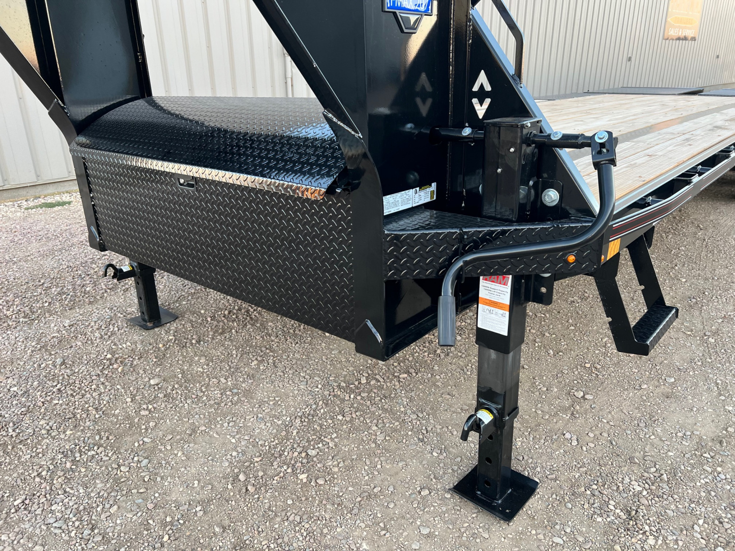 New 2026 Diamond C Trailers 25' FMAX207 Gooseneck Flatbed Trailer