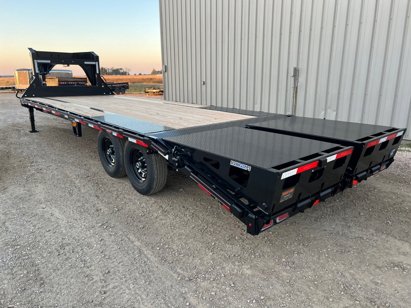 New 2026 Diamond C Trailers 25' FMAX207 Gooseneck Flatbed Trailer
