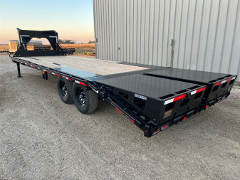 New 2026 Diamond C Trailers 25' FMAX207 Gooseneck Flatbed Trailer