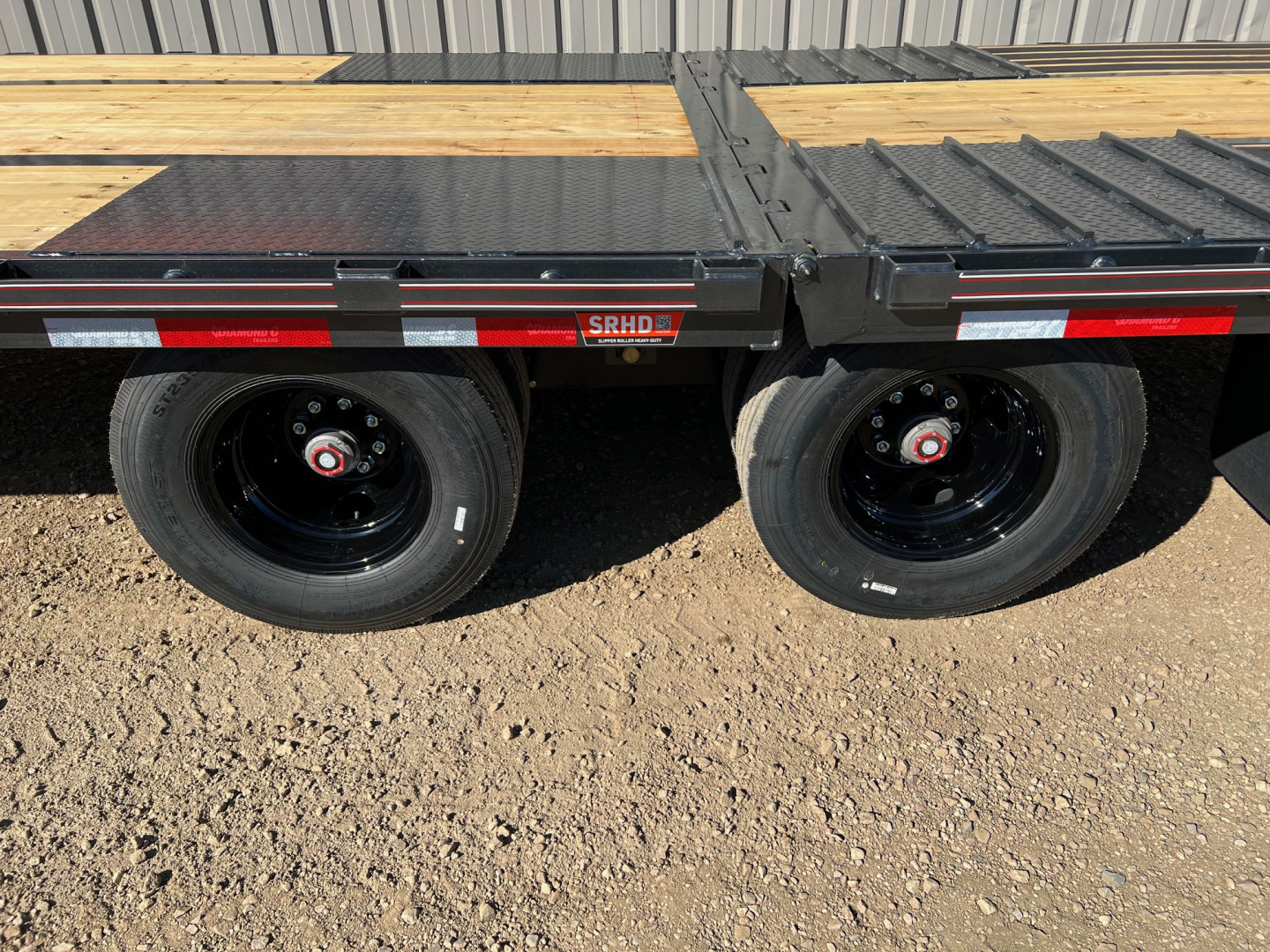New 2026 Diamond C Trailers 35' FMAX212DT Gooseneck Hydraulic Tail Flatbed Trailer