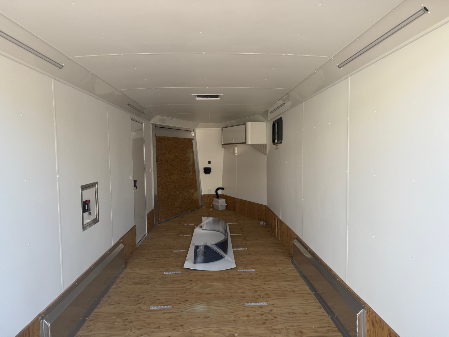 New 2026 NEO Trailers NASX2375TR6 Snowmobile Trailer