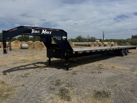 Used 2024 Trail Maxx SD210S-40 Deckover Trailer