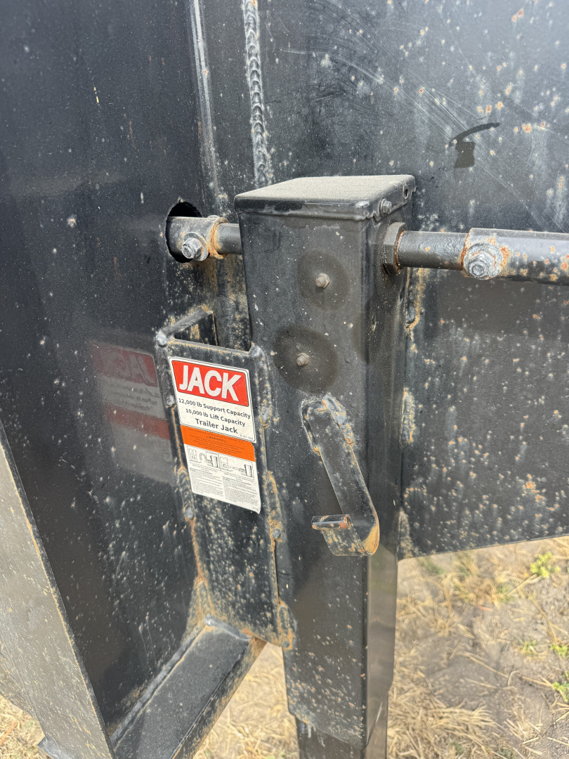 Used 2024 Trail Maxx SD210S-40 Deckover Trailer