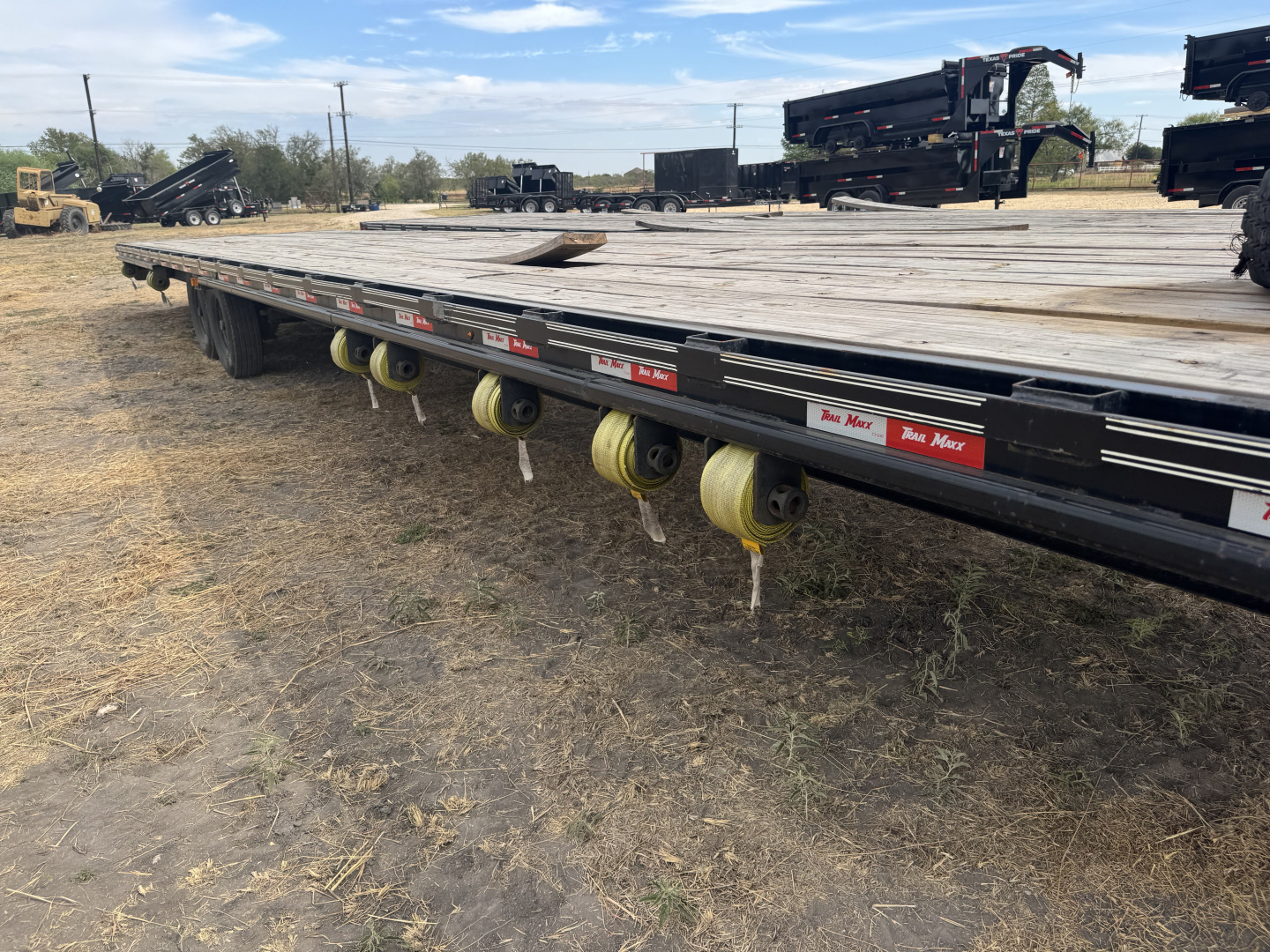 Used 2024 Trail Maxx SD210S-40 Deckover Trailer