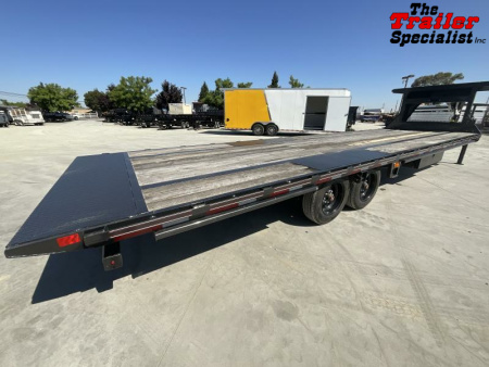 New 2024 Diamond C Trailers 8.5FT X 30FT 18K GVW Flatbed Trailer